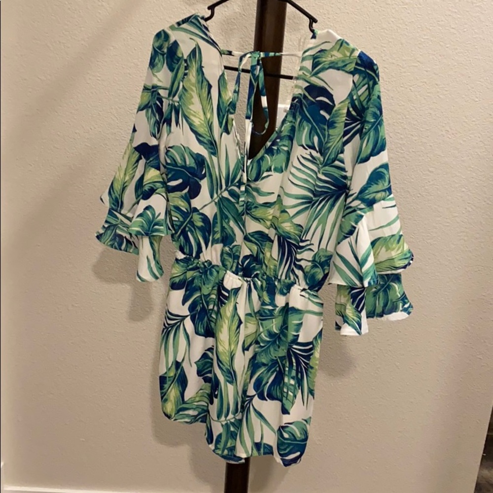 Romper - Picture 2 of 3